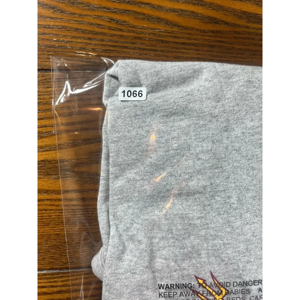 NEW Men's Captivating NCAA Arizona State Sun Devils Graphic Logo T-Shirt Gray L